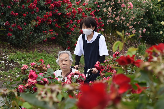車から降りるのを悩んでいた入居者さんも、来てよかった～と嬉しそう。