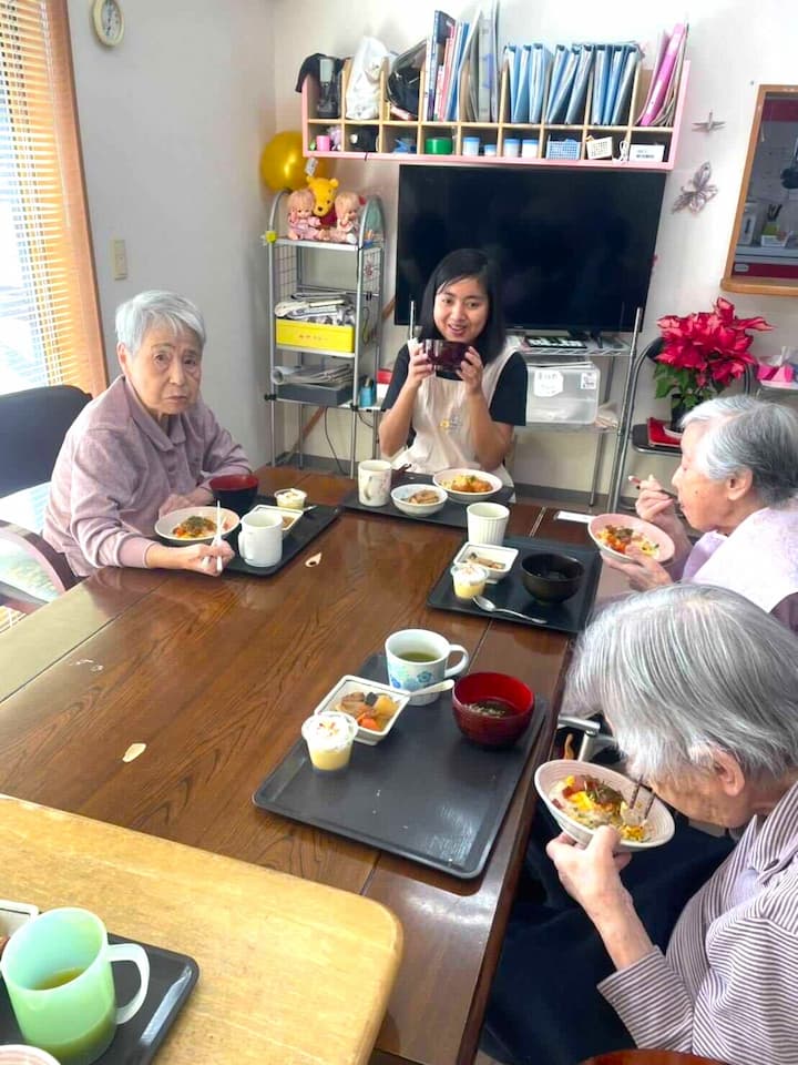 こちらの入居者さんも、カメラに気付きました