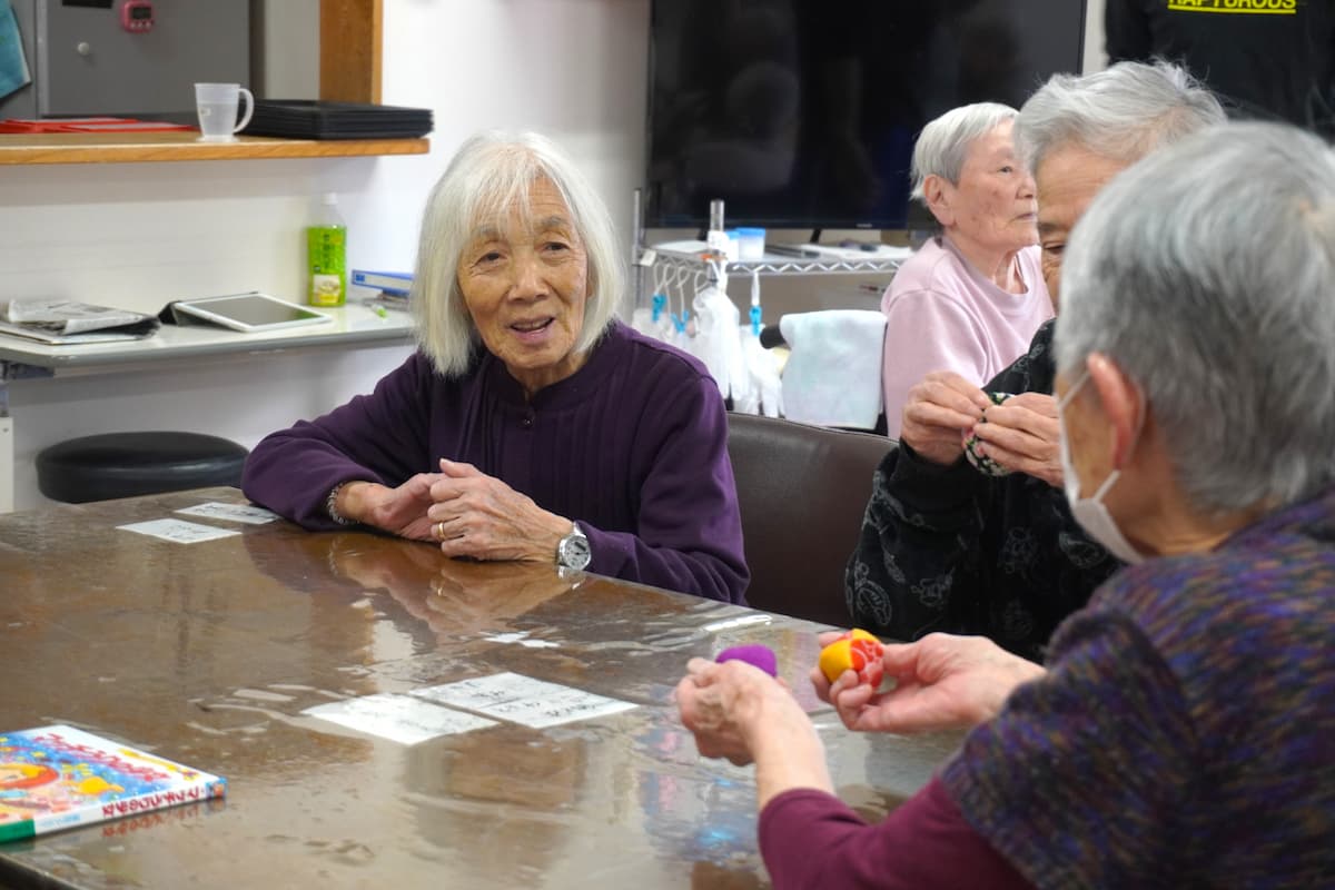 昔話にも花が咲きます。