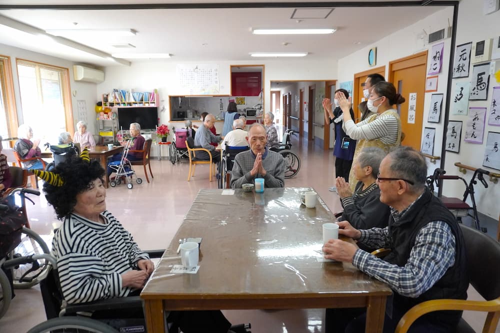 みんなそろったら、手を合わせていただきます！